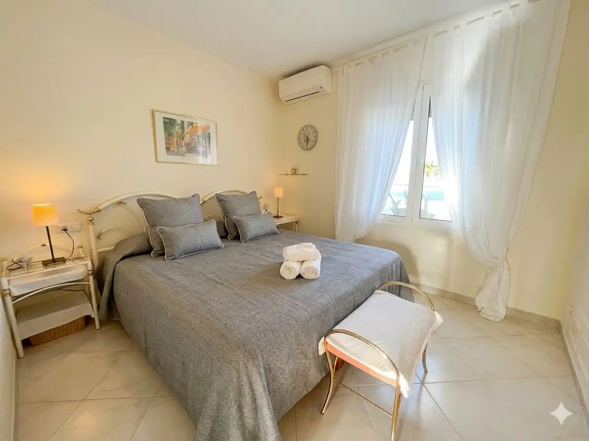 Bedroom of Apartments for sale in Almuñécar  with Air Conditioner, Heating and Terrace