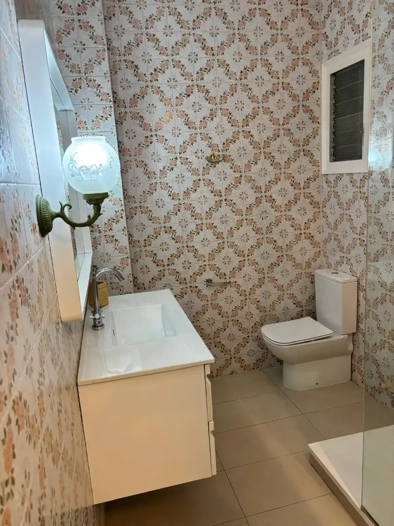 Appartamento con terrazza in affitto a Carrer del Mestre Antoni Nicolau, imagen 12