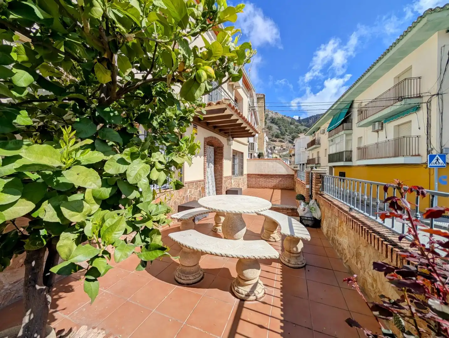 Terrace of Houses for sale in Loja  with Terrace and Furnished