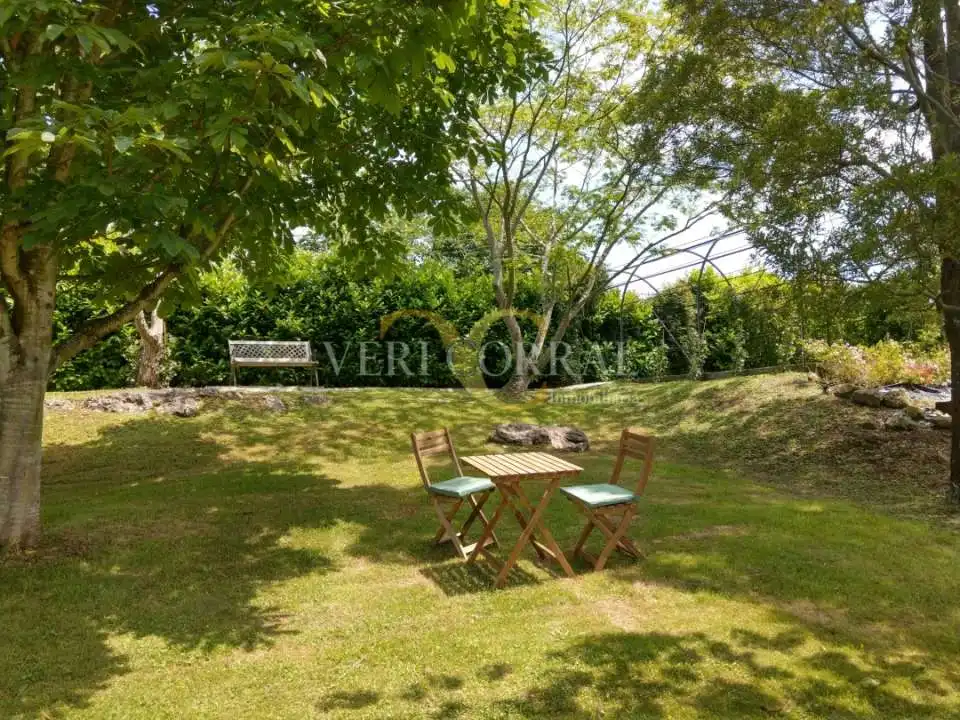 Jardín de Edificio en venta en Llanes