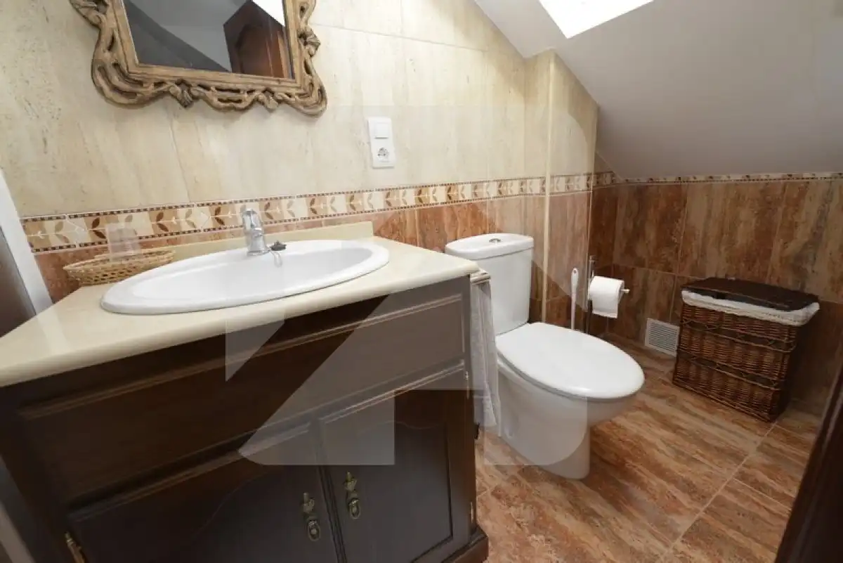 Maisonette zur Miete in ESPAÑA-LB, 12, Fabero