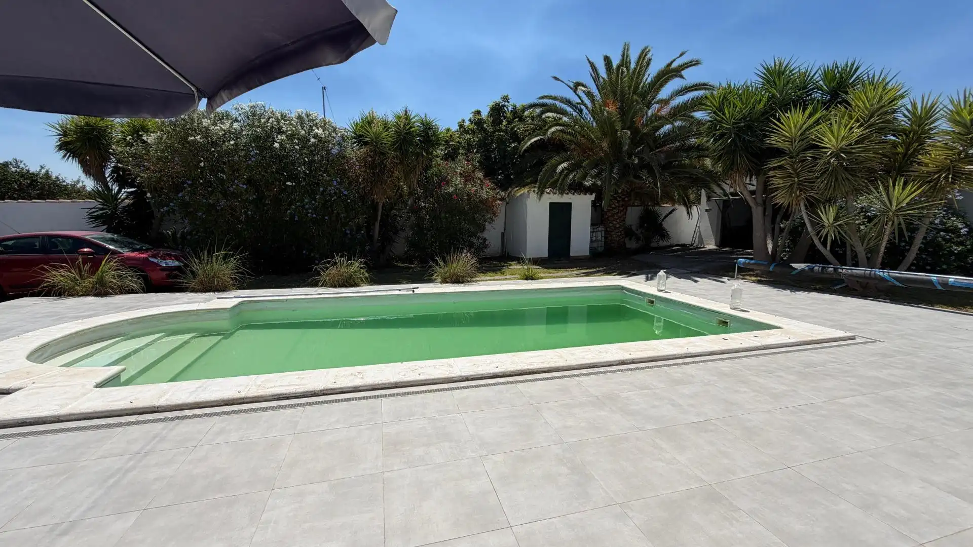 Piscina de Casa o xalet en venda en Chiclana de la Frontera amb Aire condicionat, Calefacció i Jardí privat