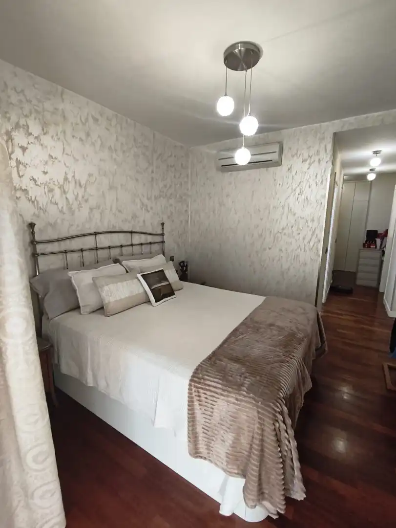 Bedroom of Flat for sale in Madrid  with Air Conditioner, Heating and Storage room