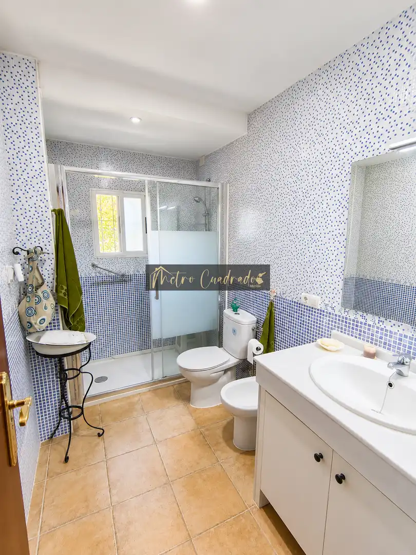 Baño de Finca rústica en venta en Alcuéscar con Terraza y Trastero