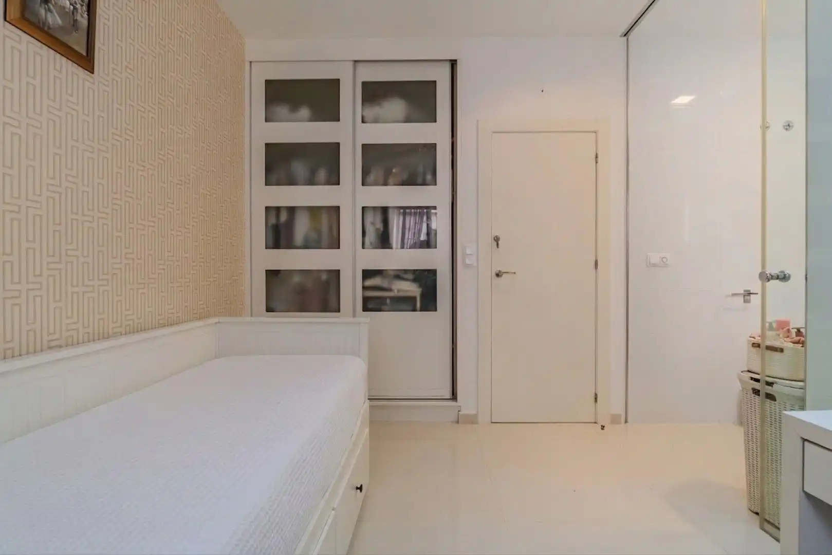 Ground floor with pool for sale in Carrer C. Carcaixent 17, imagen 17