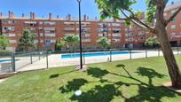 Exterior view of Flat for sale in Fuenlabrada  with Air Conditioner, Heating and Parquet flooring