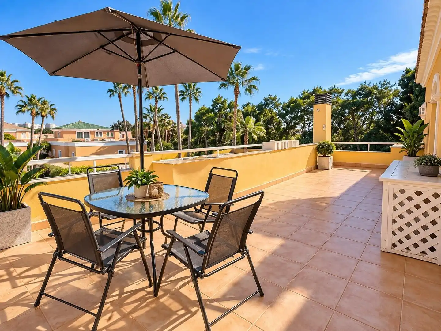Bungalow con piscina en venta en Avenida Avenida Pintor Pérez Gil 3, imagen 8