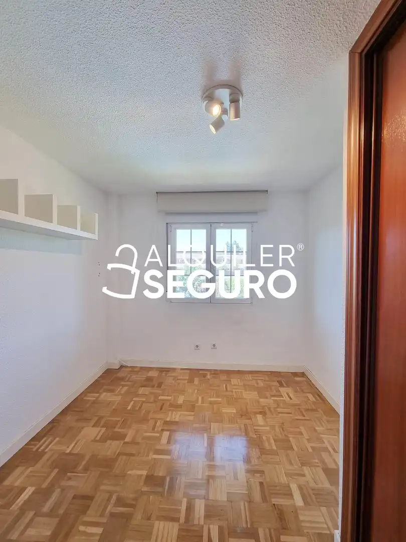 Bedroom of Flat for rent in Las Rozas de Madrid  with Air Conditioner, Heating and Terrace