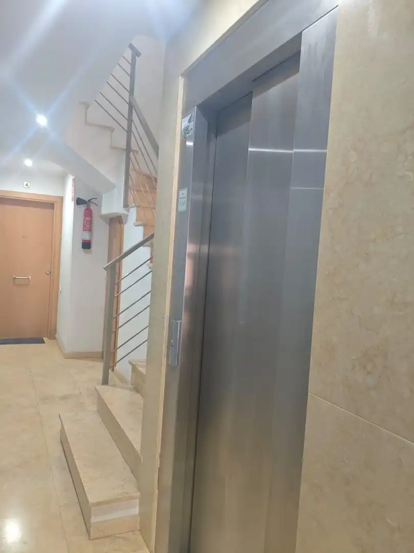 Àtic en venda en Petrer amb Aire condicionat, Terrassa i Balcó
