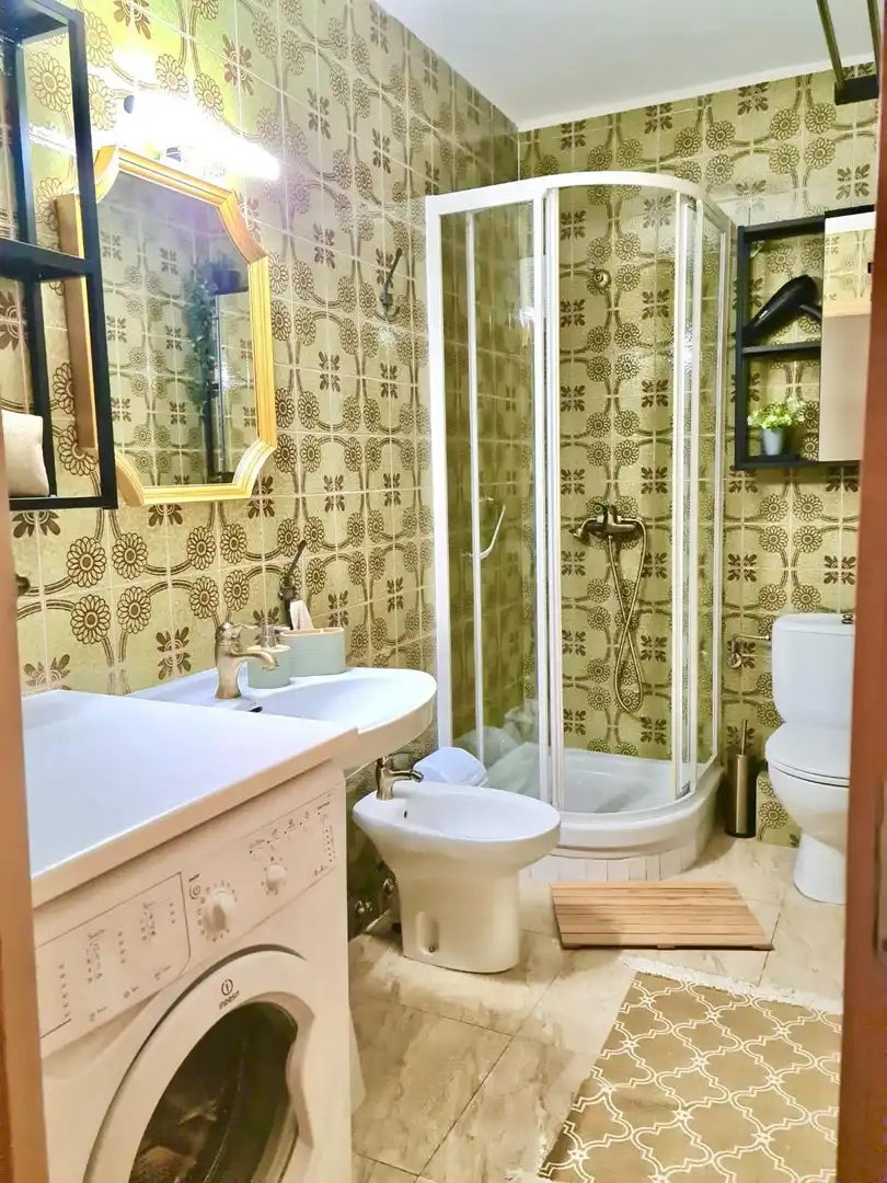 Baño de Apartamento en venta en Salou con Aire acondicionado, Amueblado y Balcón