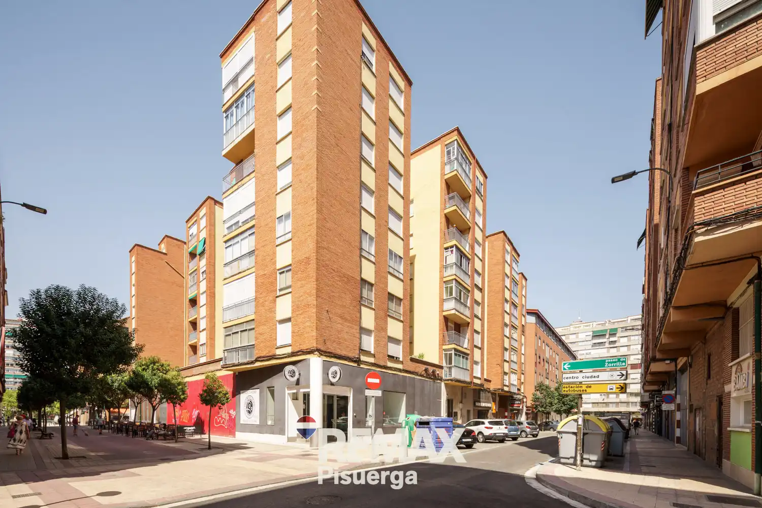 Vista exterior de Piso en venta en Valladolid con Calefacción, Parquet y Terraza