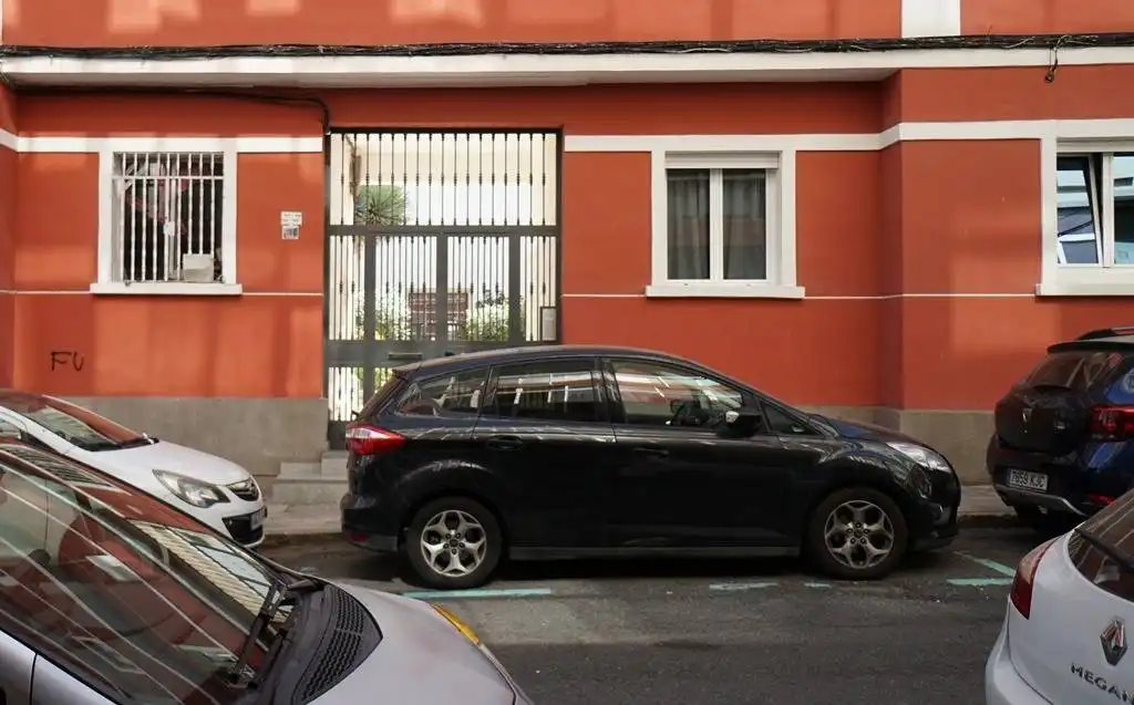Pis en venda a MANUEL GONZALEZ MARTIN, 48, Alcaravaneras
