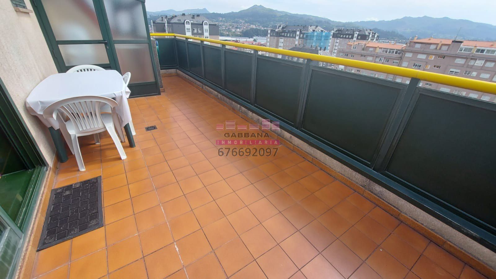 Terraza de Dúplex de alquiler en Vigo  con Calefacción, Parquet y Terraza