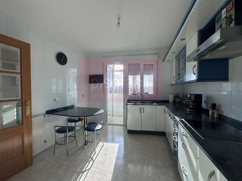 Cocina de Piso en venta en Lugo