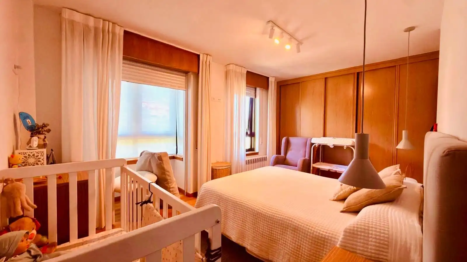 Habitación de Dúplex en venta en Ourense Capital  con Aire acondicionado, Calefacción y Terraza