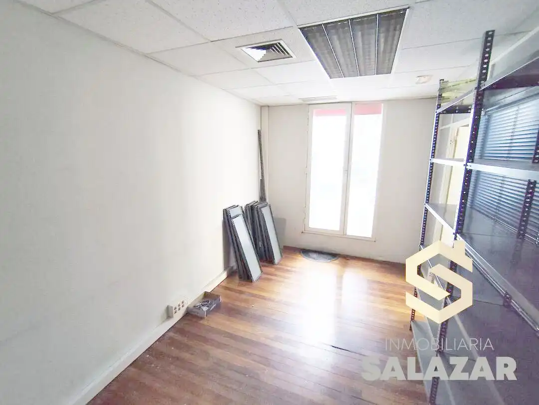 Office space with lift for sale in Uribitarte Kalea, imagen 4