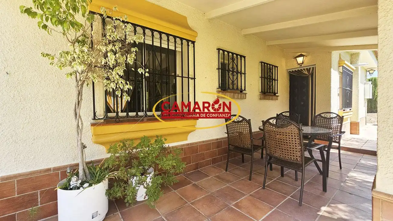 House with pool for sale in Palomares del Río, imagen 6