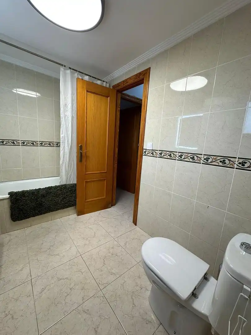 Bany de Apartament en venda en Benidorm amb Aire condicionat