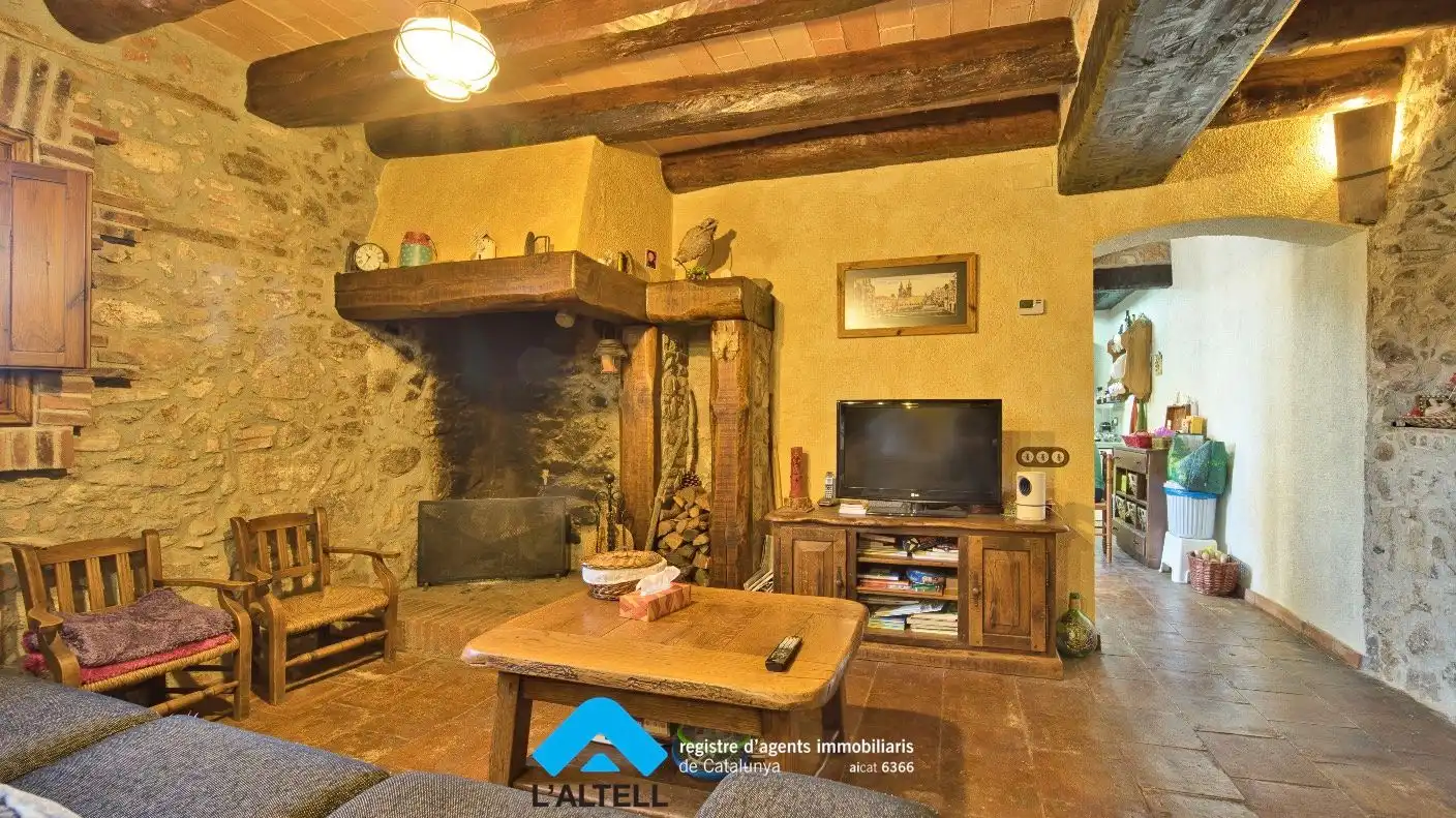 Sala de estar de Finca rústica en venta en L'Ametlla del Vallès con Aire acondicionado, Calefacción y Jardín privado