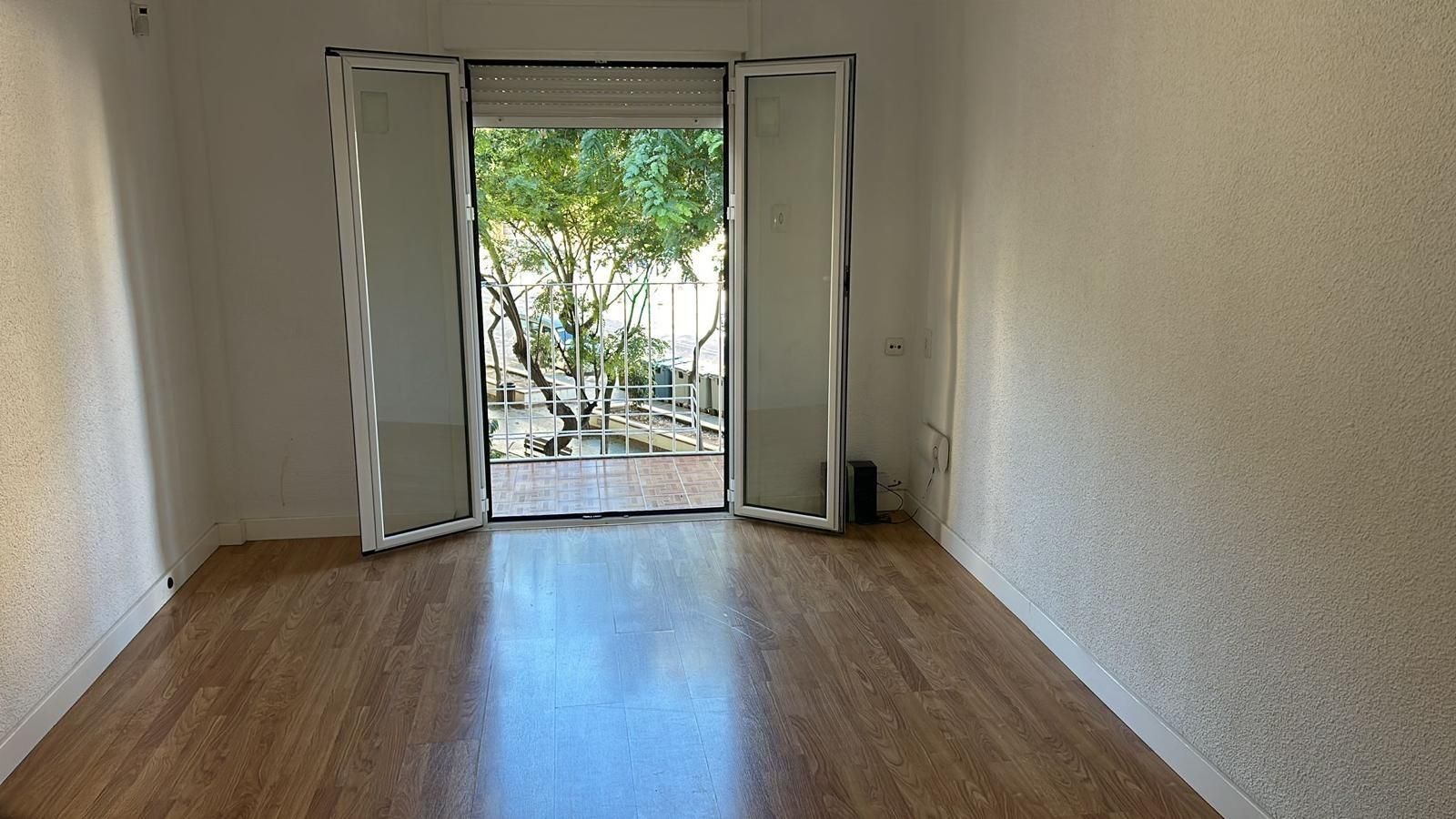 Dormitori de Pis en venda en Elche / Elx amb Balcó