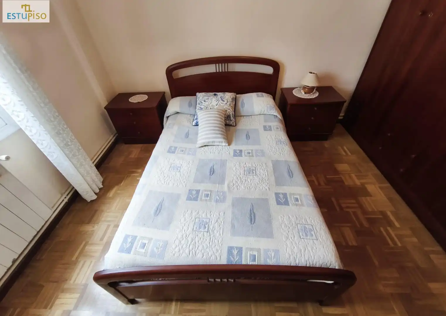 Habitación de Piso en venta en Vitoria - Gasteiz con Calefacción, Parquet y Terraza