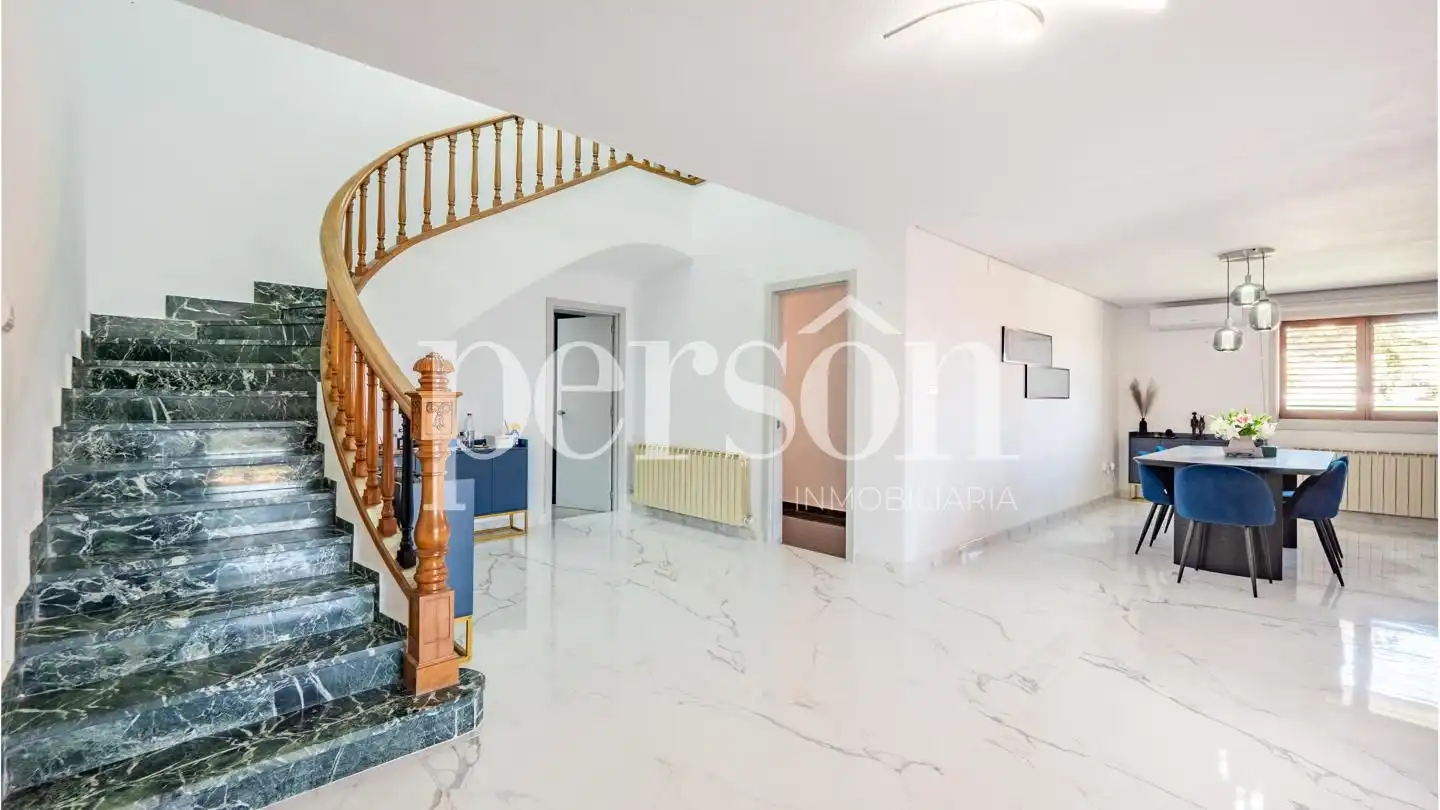 Villa con piscina in vendita a La Cañada, imagen 18