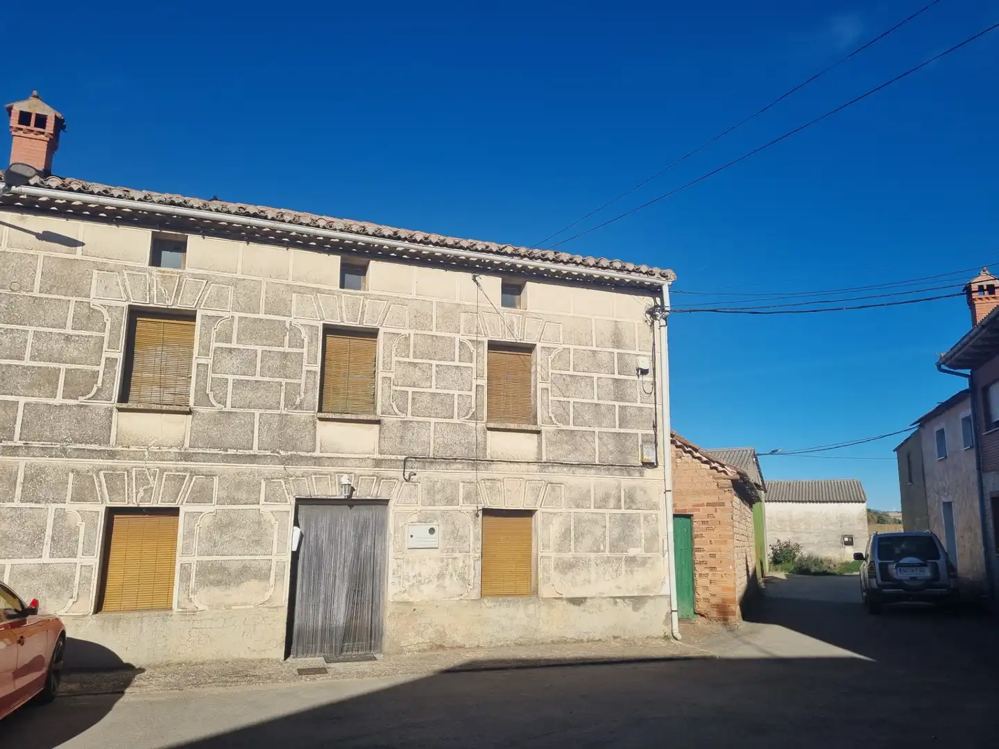 Exterior view of Houses for sale in Villangómez, Burgos