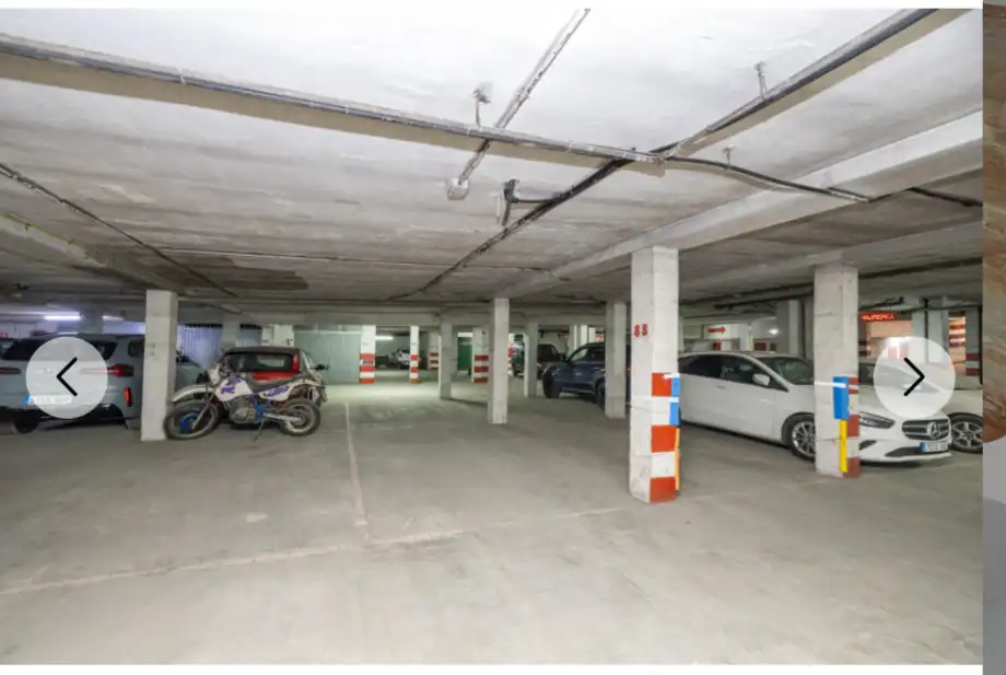Parking of Flat for sale in Granada  with Air Conditioner and Terrace