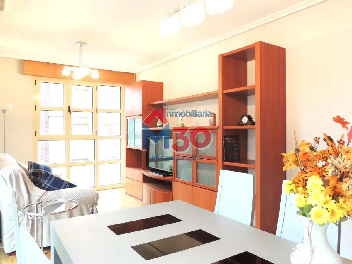 Living room of Apartments for sale in Miranda de Ebro  with Heating, Parquet flooring and Storage room