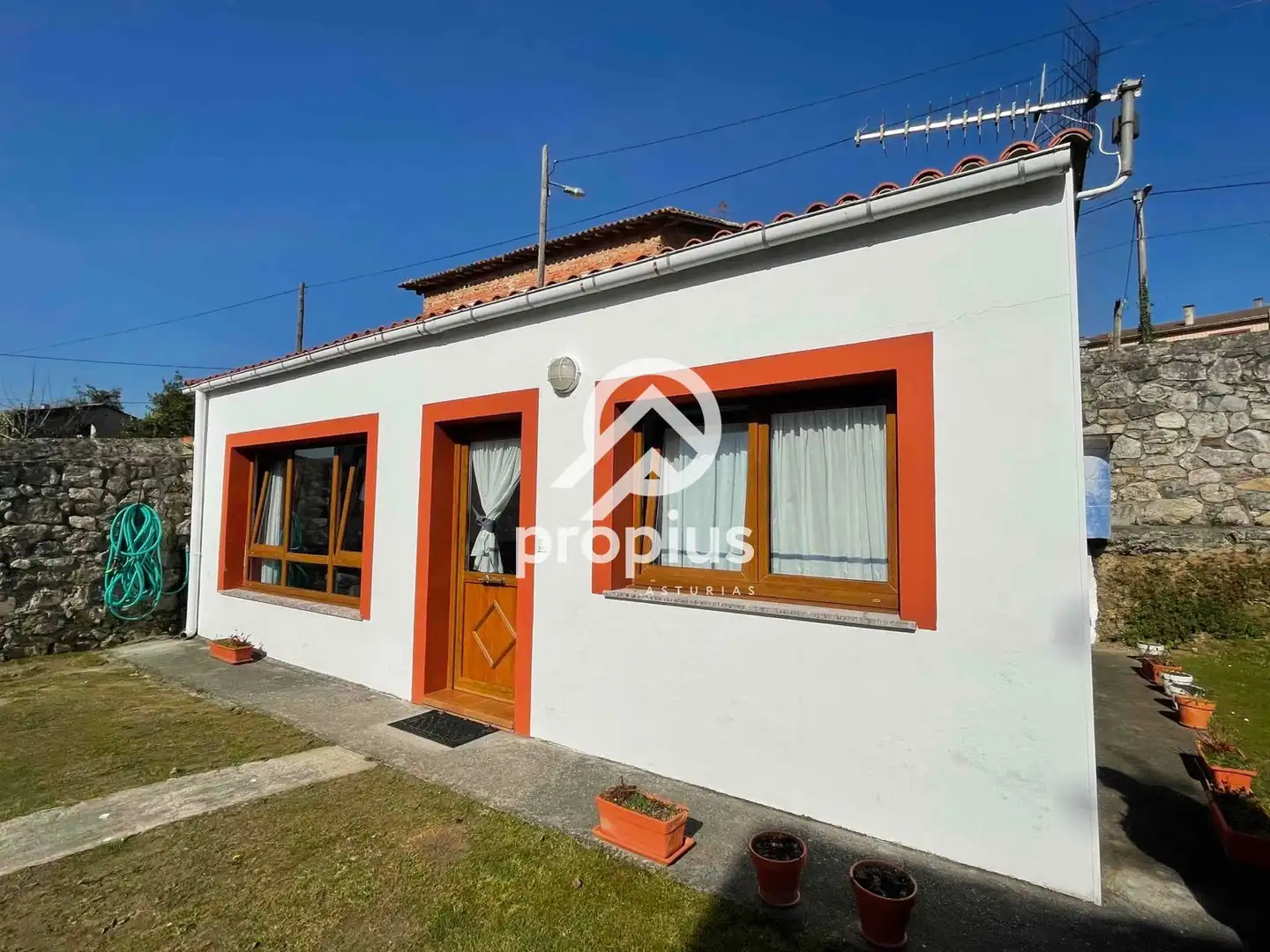 Exterior view of Houses for sale in Llanes  with Heating, Private garden and Terrace