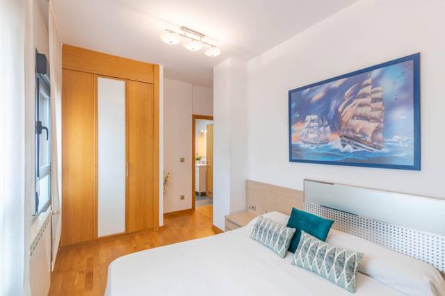 Piso en Venta en Plaza de los Fueros en Valle de Elorz / Elortzibar