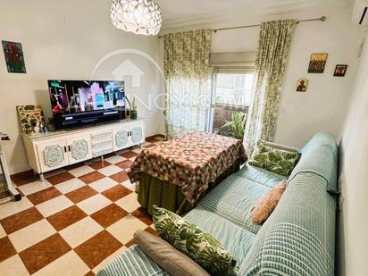 Living room of Flat for sale in Alcalá de Guadaira  with Air Conditioner, Terrace and Storage room