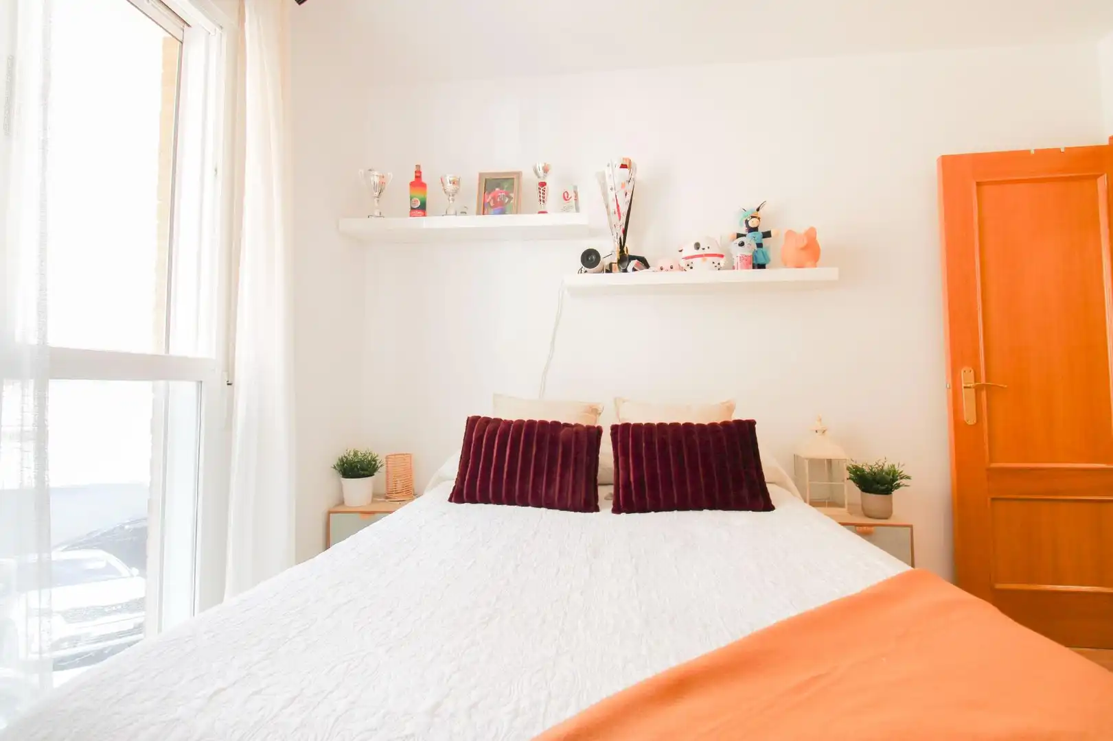 Schlafzimmer von Wohnung zum Verkauf in Benaguasil mit Klimaanlage und Alarm