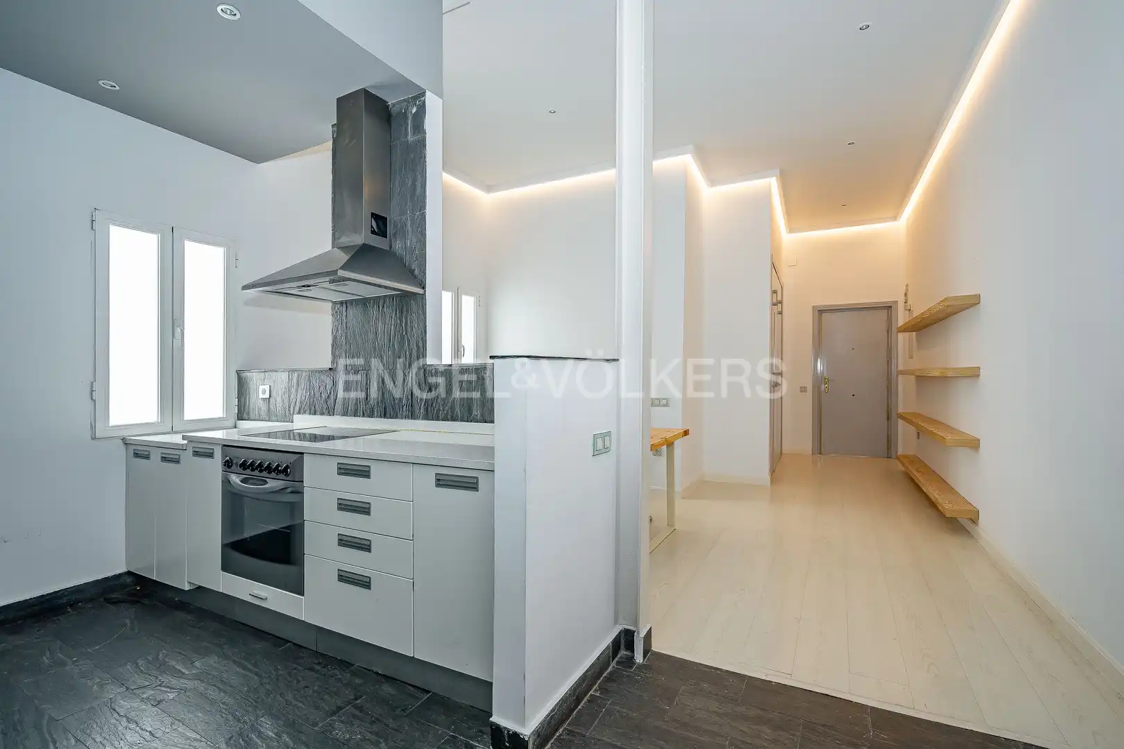Küche von Wohnung zum Verkauf in Madrid mit Heizung und Balkon