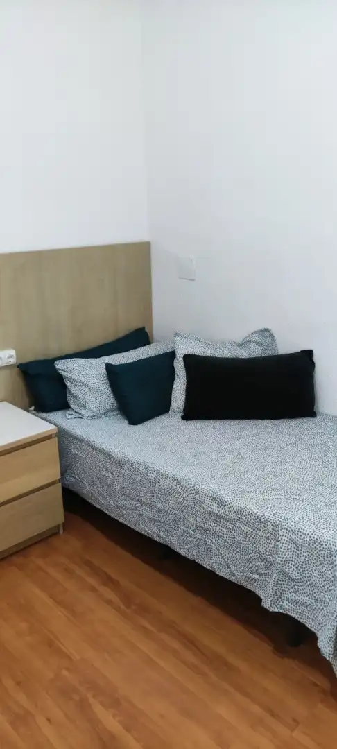 Habitación de Piso de alquiler en Murcia con Aire acondicionado, Parquet y Amueblado