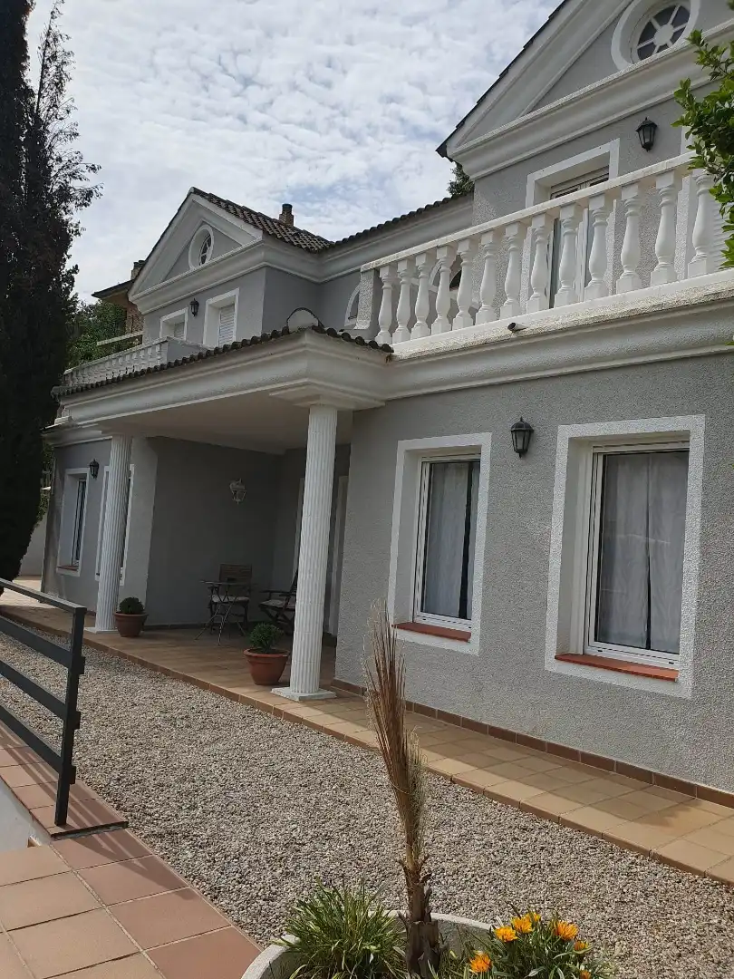 Vista exterior de Casa o xalet en venda en Ullastrell amb Aire condicionat, Calefacció i Jardí privat
