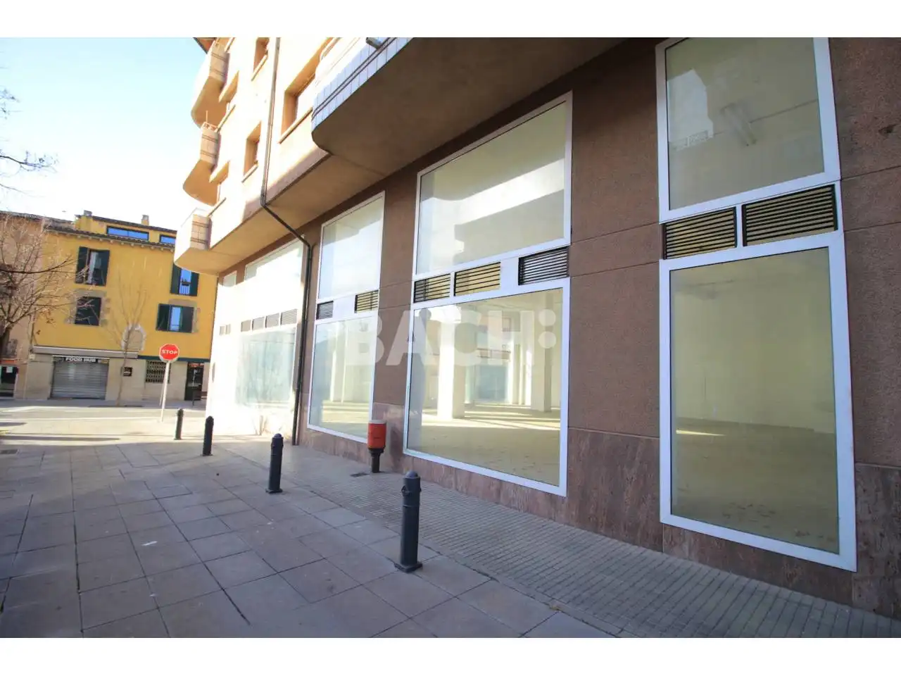 Locale commerciale in affitto a Plaza Lluis Companys 1, imagen 6