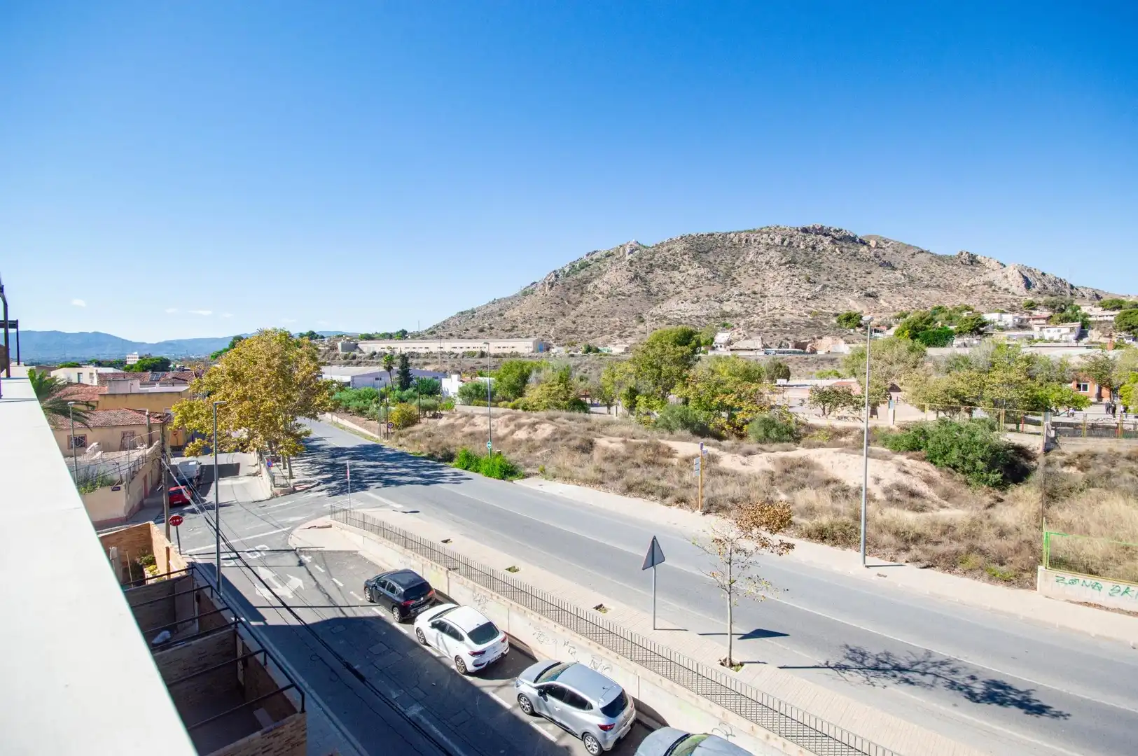 Vista exterior de Àtic en venda en San Crispín - Huerta Nueva-Estación  