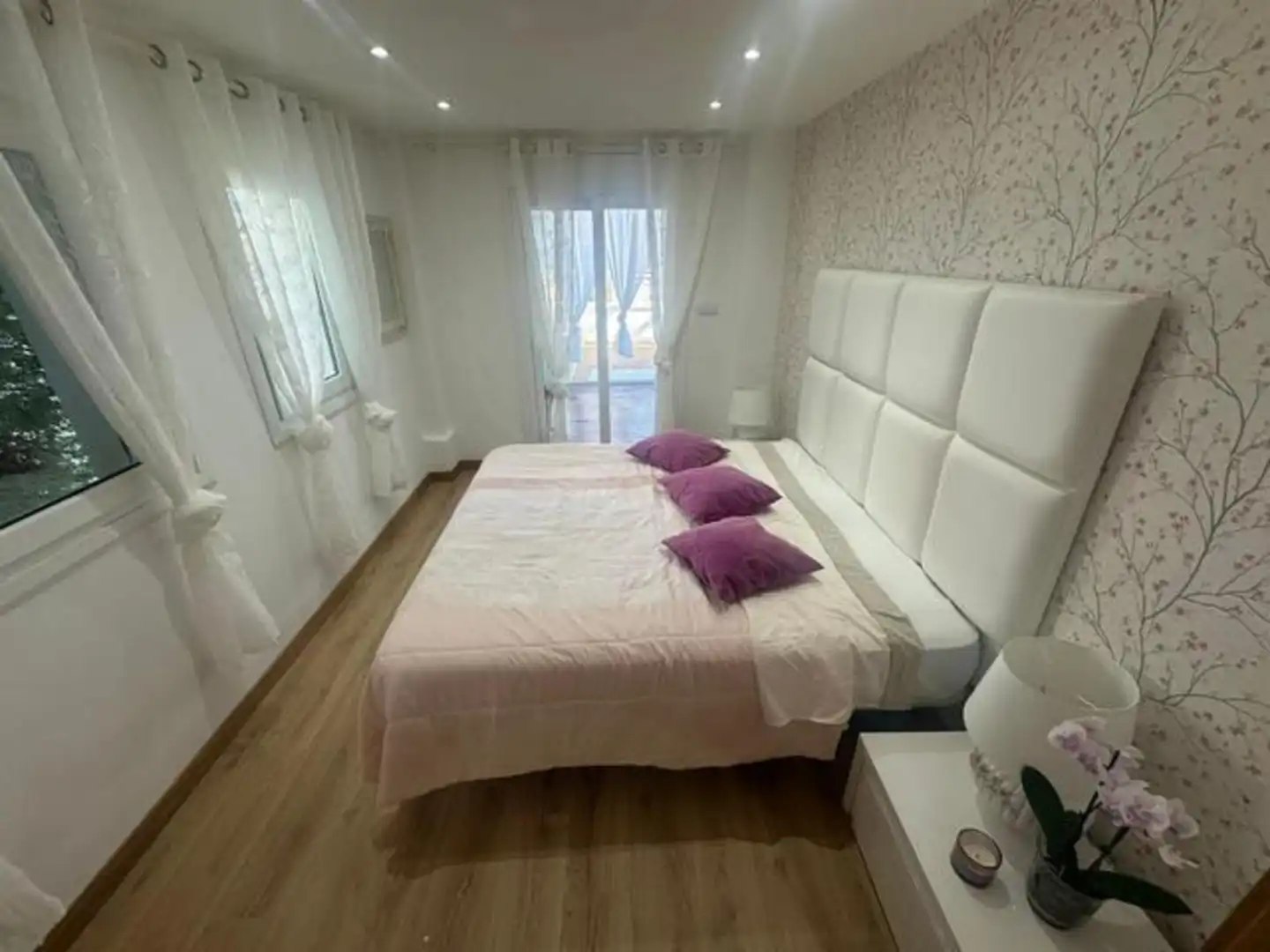 Dormitori de Àtic en venda en Marbella amb Aire condicionat, Terrassa i Piscina