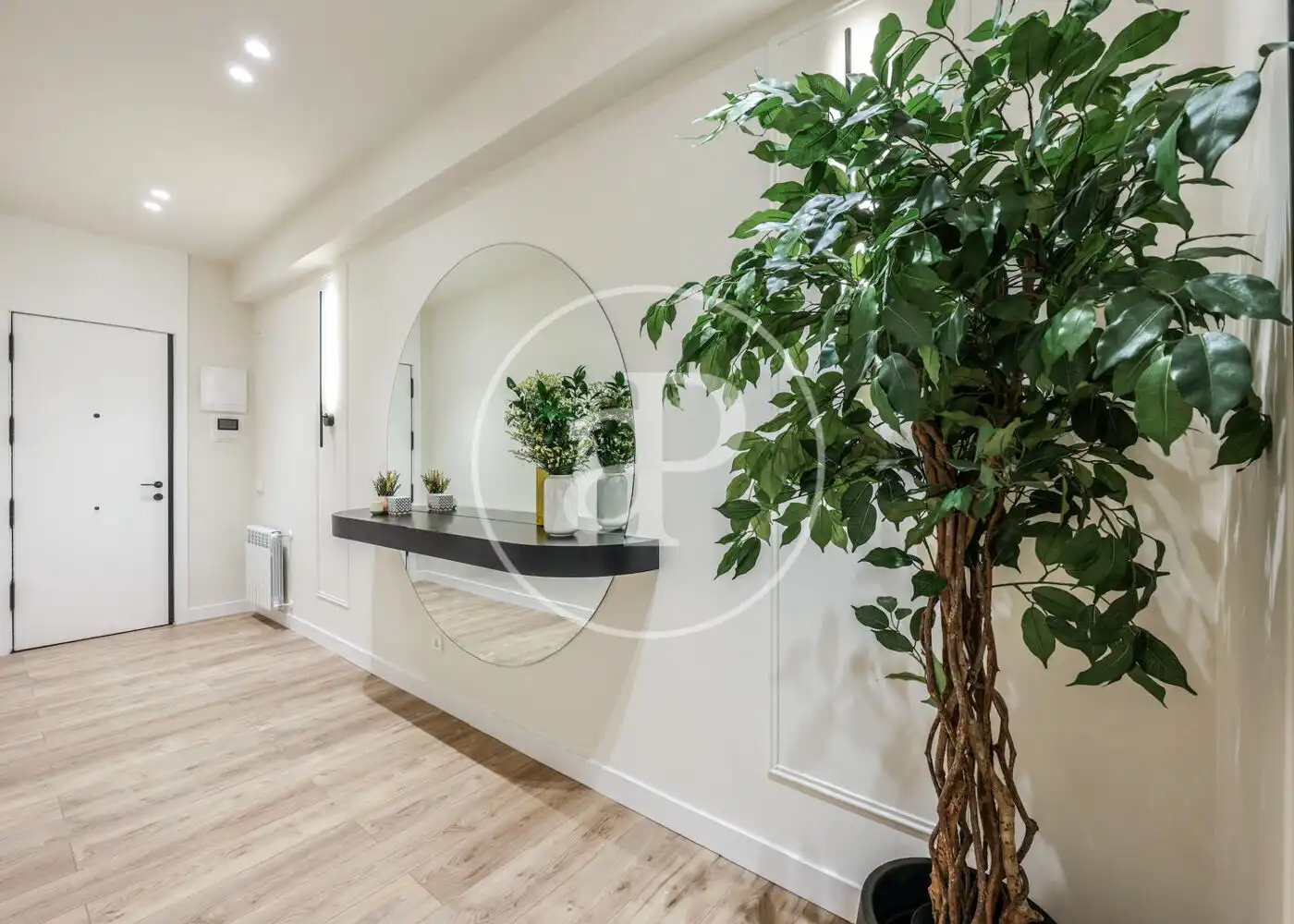Wohnung zum Verkauf in Madrid mit Klimaanlage, Heizung und Möbliert