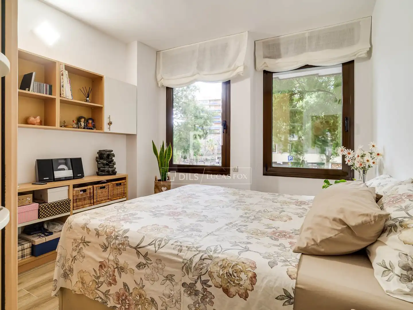 Dormitori de Pis en venda en Barcelona amb Aire condicionat, Terrassa i Piscina
