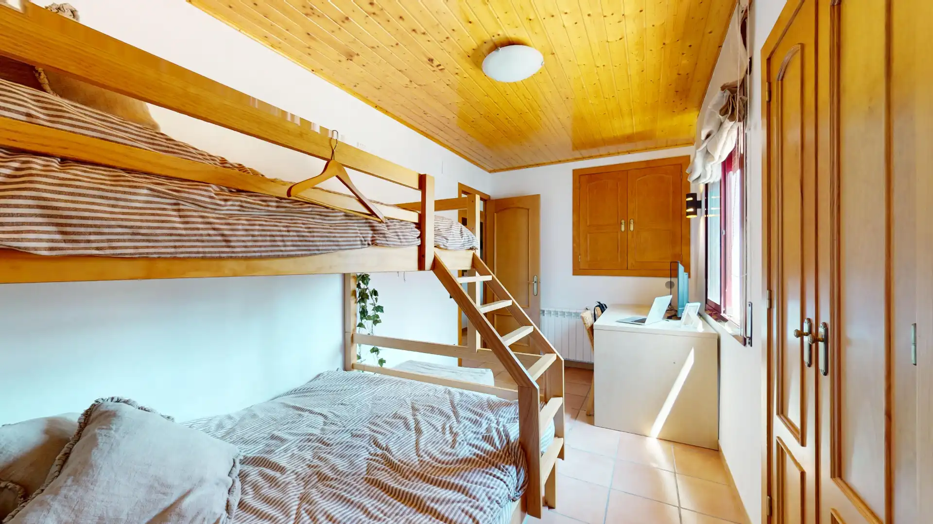 Habitación de Piso en venta en Prades con Calefacción, Terraza y Horno