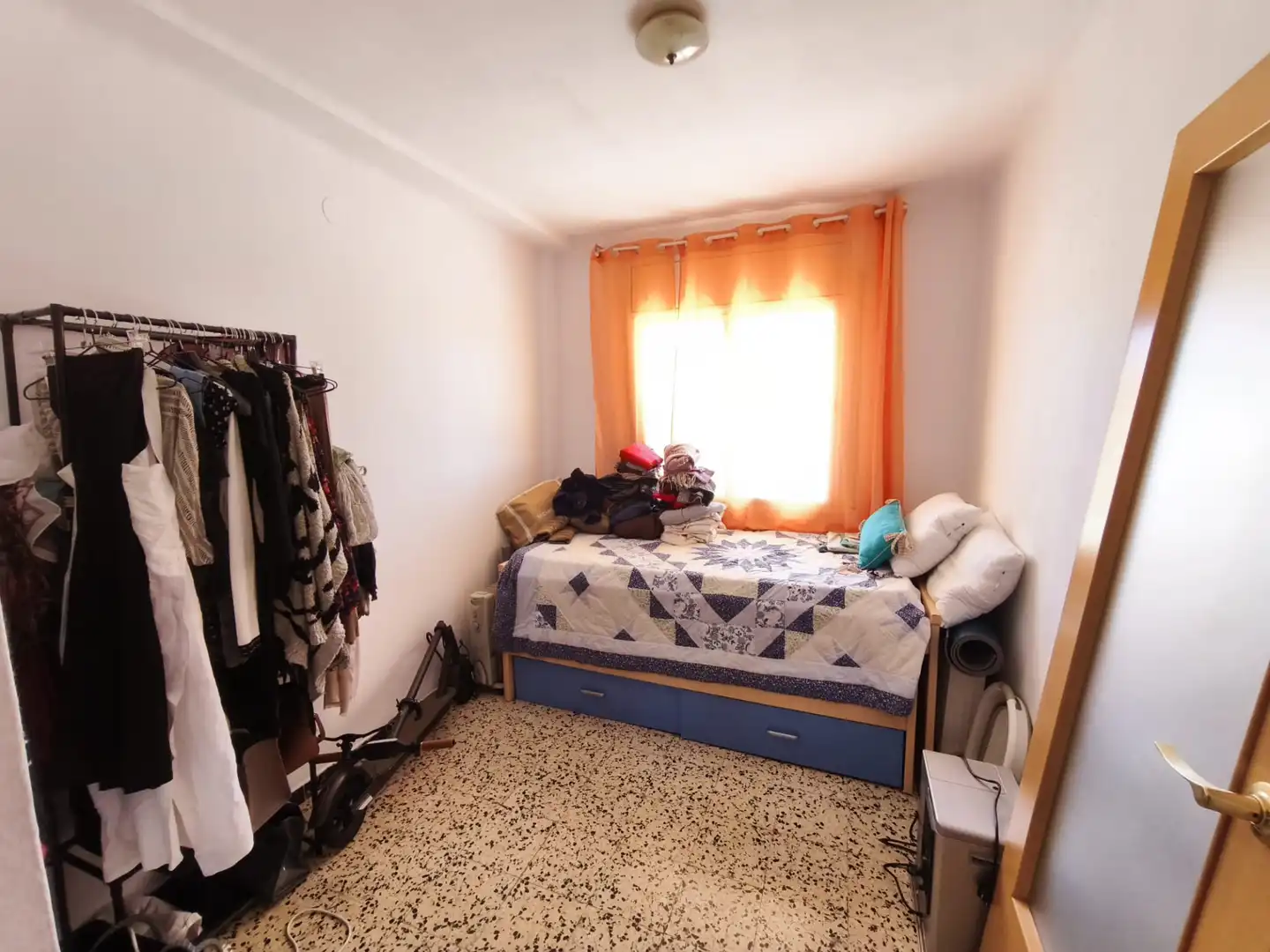 Dormitori de Apartament en venda en Mont-roig del Camp amb Terrassa, Traster i Forn