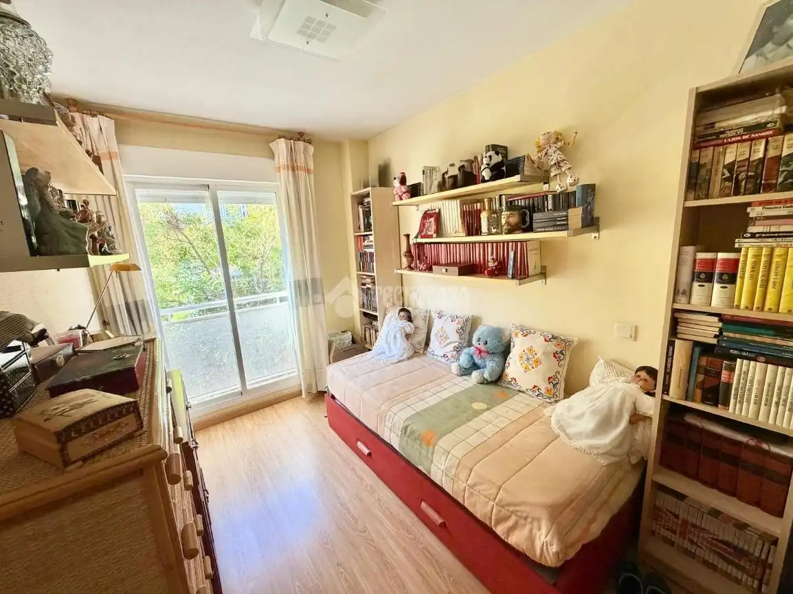 Flat with lift for sale in Restón I - Restón II, imagen 9