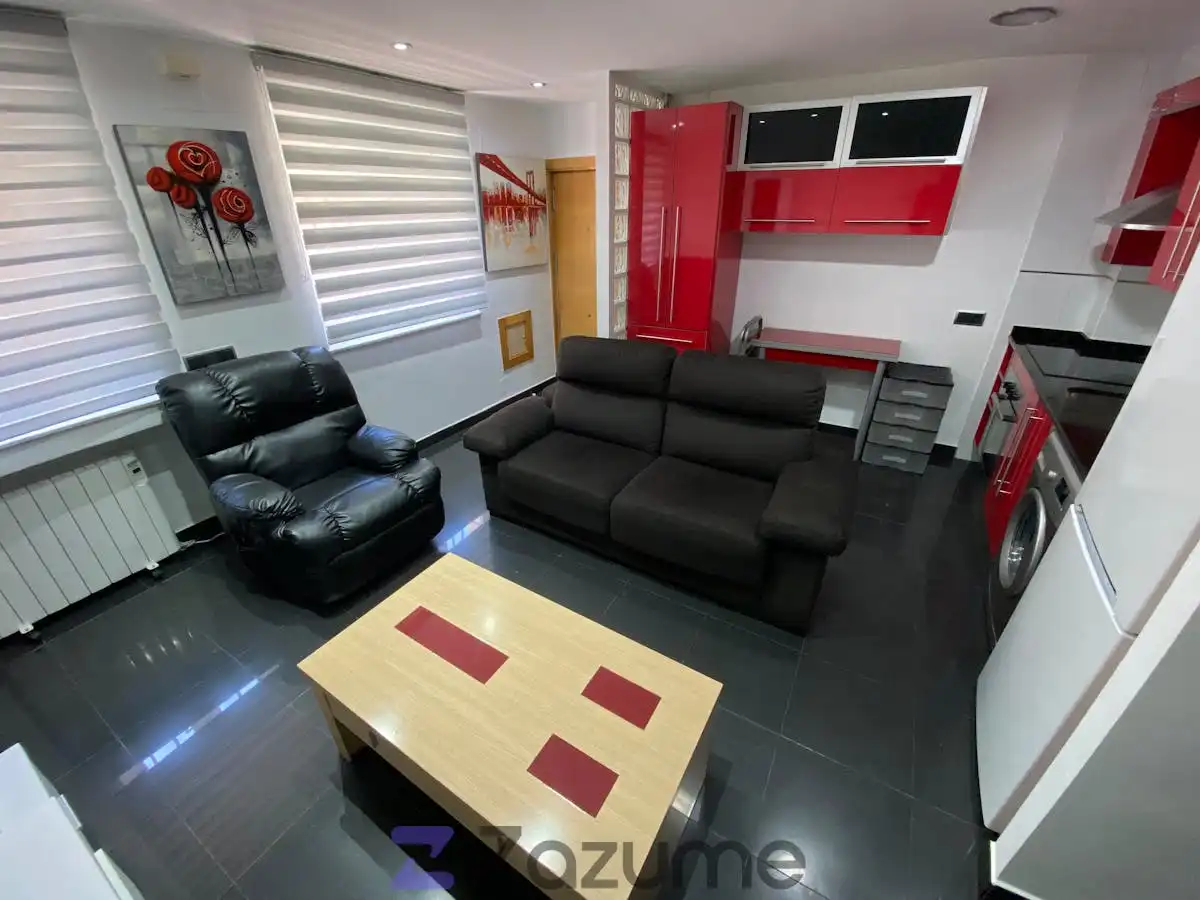 Living room of Flat for rent in Salamanca  with Heating, Furnished and Oven