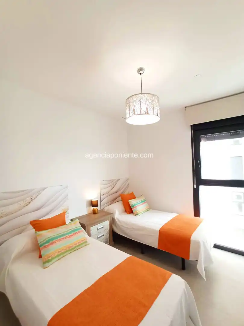 Habitación de Piso de alquiler en Benidorm con Aire acondicionado, Calefacción y Terraza