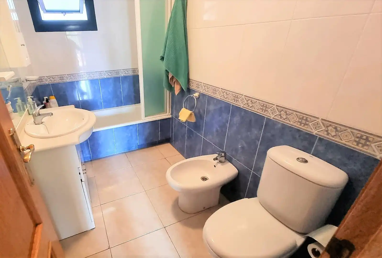 Bany de Àtic de lloguer en Sanxenxo amb Jardí privat, Terrassa i Piscina