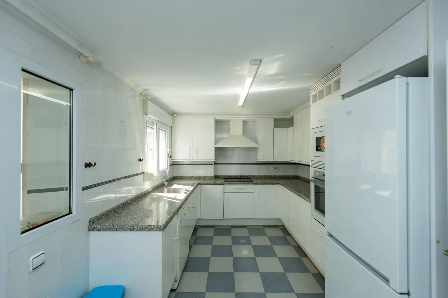 Küche von Wohnung zur Miete in Alicante / Alacant mit Klimaanlage