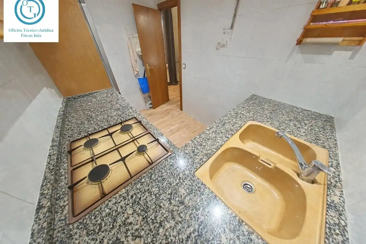 Cuina de Pis en venda en Mollet del Vallès amb Aire condicionat, Calefacció i Moblat