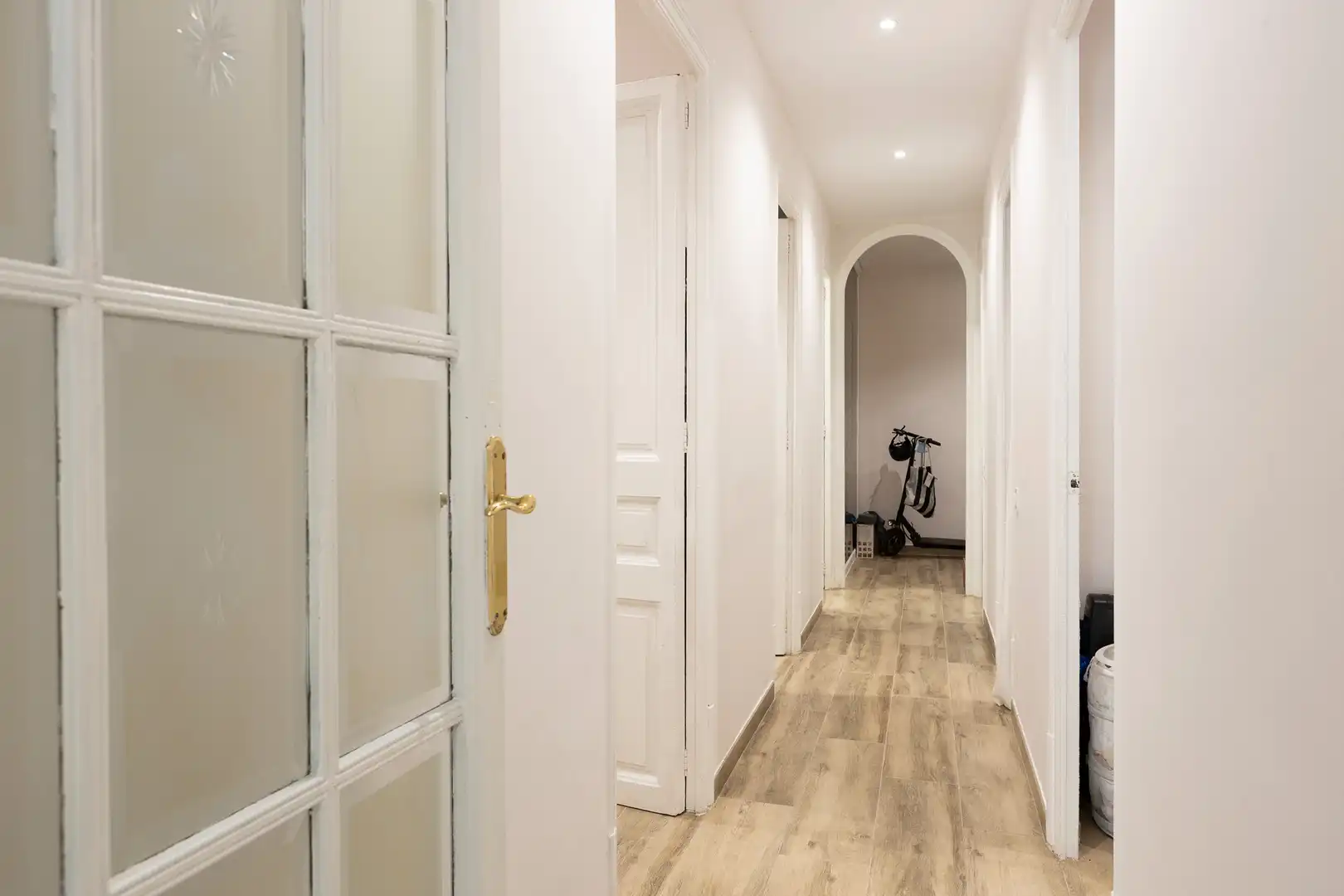 Wohnung zum Verkauf in Barcelona mit Balkon